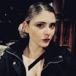 Lou Hernández, bailarín profesional del elenco